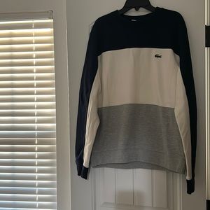 Lacoste sweater size M.🍒🍏🍒🍏